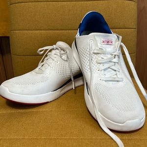 Kizik “hands free” sneakers. Men’s 11 wide  or Women’s 12.5 wide.